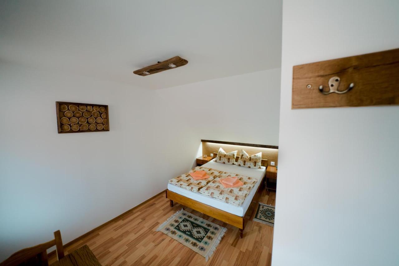 Bed and Breakfast Nagy-Homorod Etterem Es Panzio Rares Exteriér fotografie