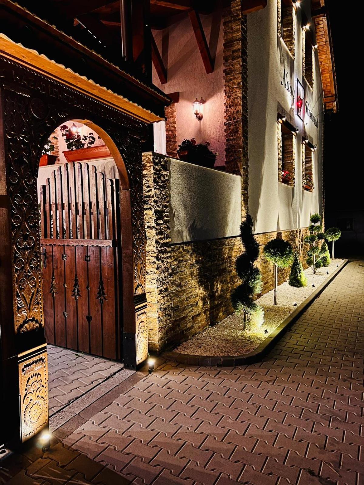 Bed and Breakfast Nagy-Homorod Etterem Es Panzio Rares Exteriér fotografie