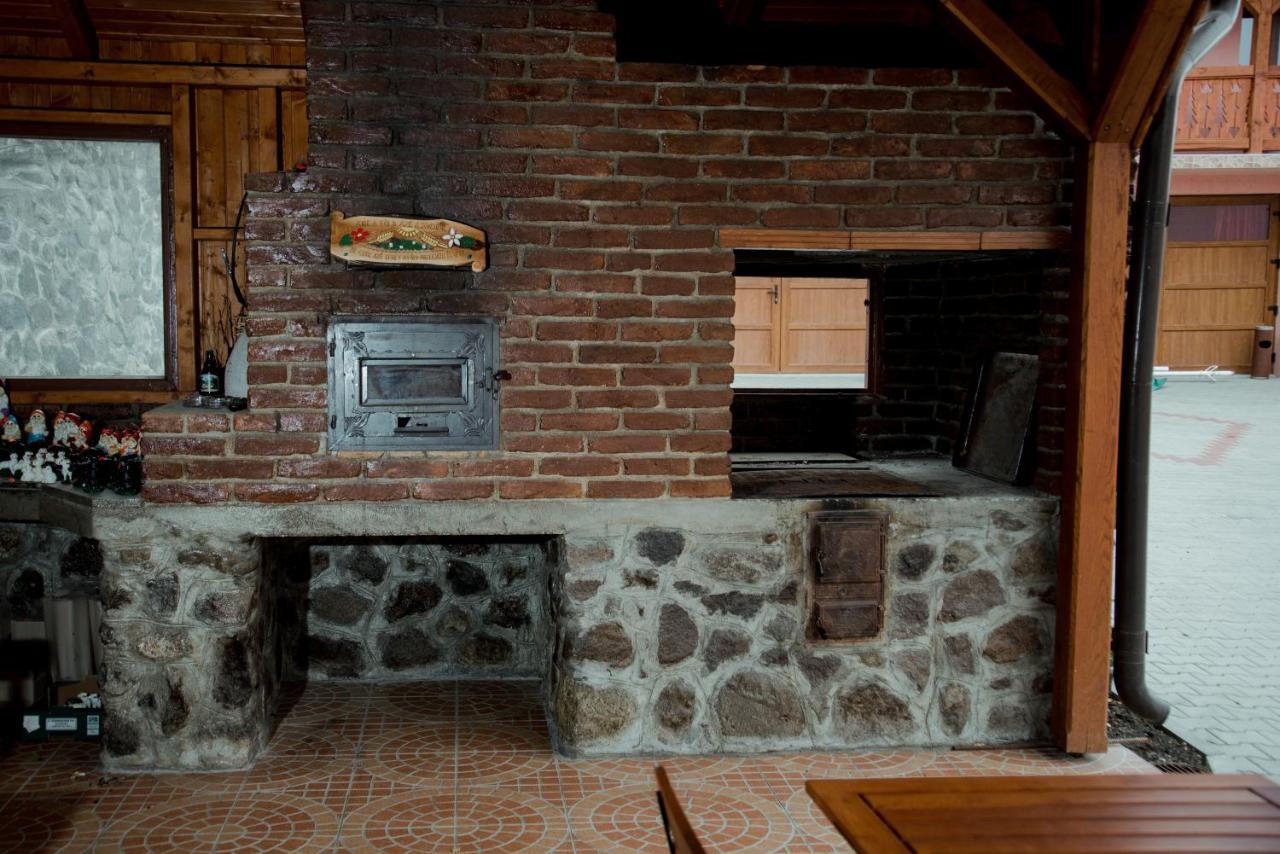 Bed and Breakfast Nagy-Homorod Etterem Es Panzio Rares Exteriér fotografie